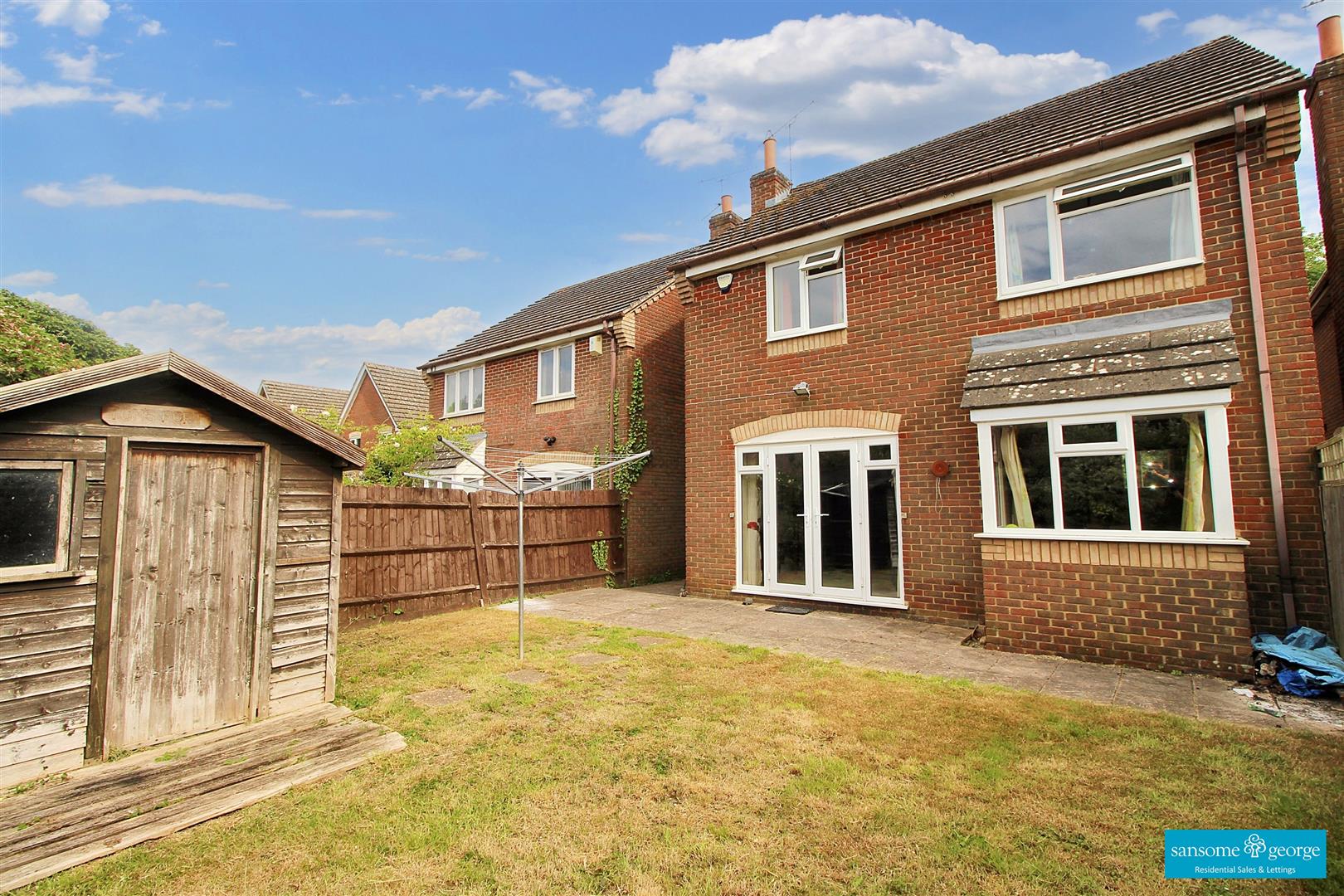 Manor Park Close, Tilehurst, Reading
